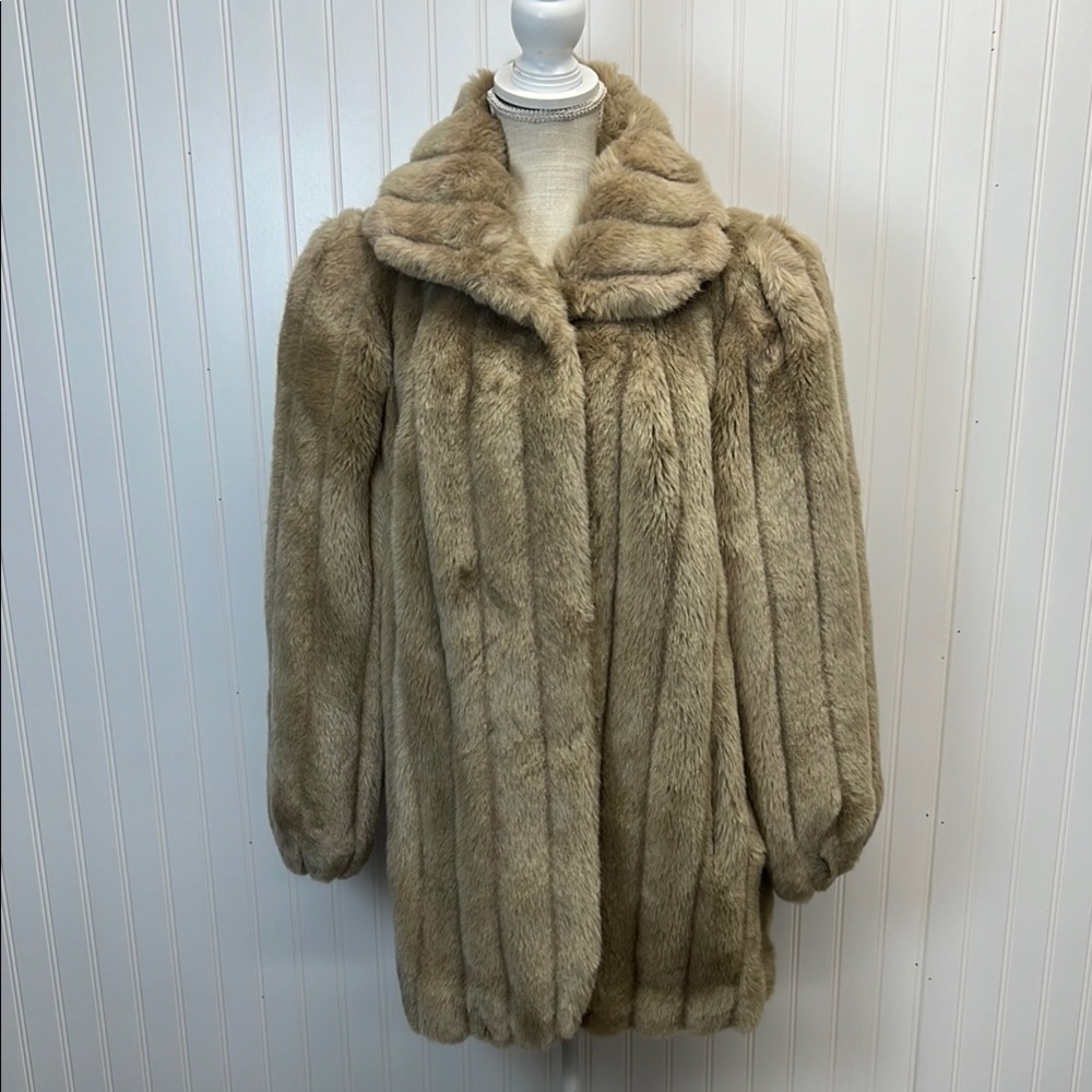 Vintage Jordache Faux Fur Glam Longline‎ Jacket Tan Satin Lined Made In USA Sz L